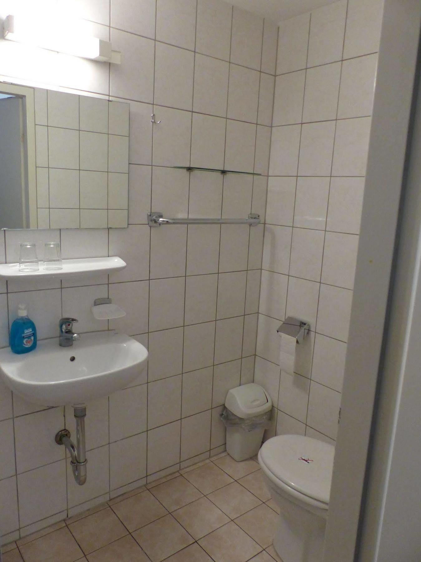 Hotel Pension Waizenegger Am Kurfuerstendamm Berlin Eksteriør billede